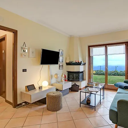 Amirovista View & Shared Pool - Happy * Villanuova sul clisi