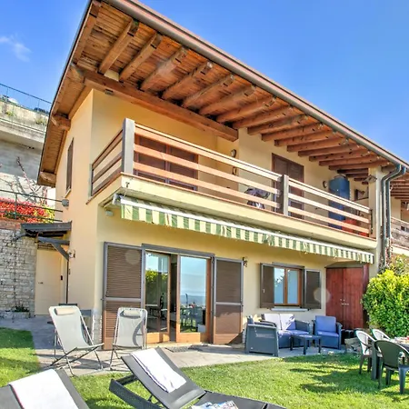 Apartmán Amirovista View & Shared Pool - Happy *